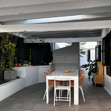 Casa Lume וילה טגיסי